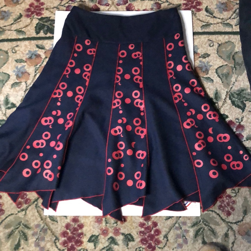 DailyYurra Wearable Art Skirt
